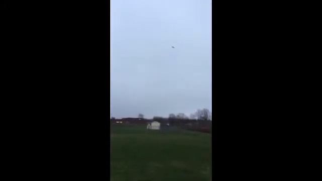 Eflite B17. Needed a lot of elevator trim. Recommend pinching wire a bit!!! смотреть онлайн