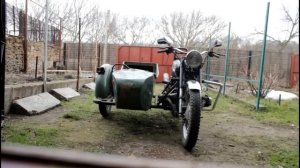 Мотоцикл Днепр с одним карбюратором