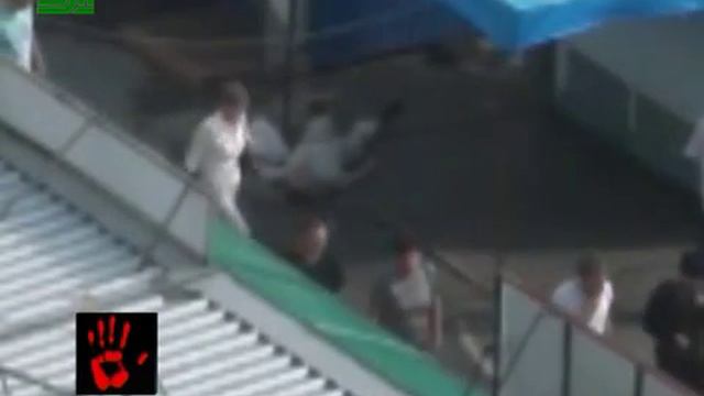 Жуткое безразличие прохожих смотреть онлайн