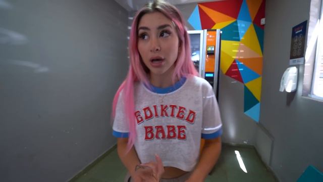 AS MENINAS FORAM OBRIGADAS A FAZER AULA DE REFORÇO NA ESCOLA! смотреть онлайн