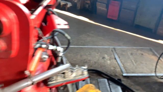 Ремонт погрузчика Manitou. Расточка крепления стрелы. смотреть онлайн