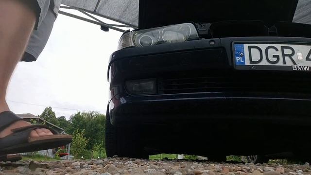 Jak Wymienić żarnik W XENON D2S BMW I Inne ?️ żarówka Xenon Ksenon #bmw #7er #e38 #motoQba #xenon