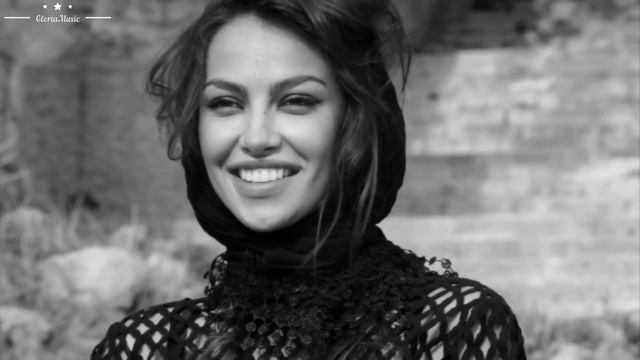 Marga Sol - Tocca Me (GloriaMusicVideo) смотреть онлайн