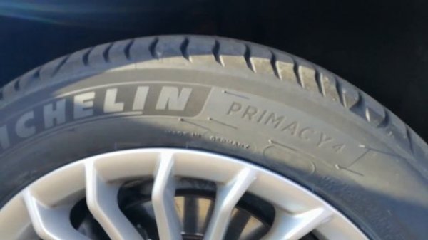 Audi A4 - Замена летней резины. Michelin Primacy 4