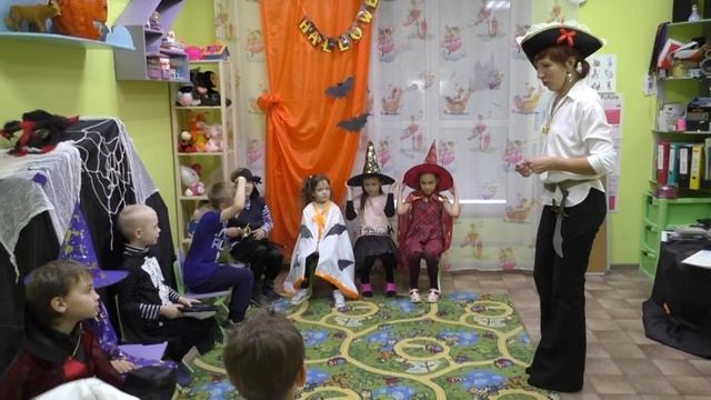 Halloween in Russia !!! ХЕЛЛОУИН!!! София в костюме "ПРИВЕДЕНИЕ" своими руками | Праздник ХЕЛЛОУИ смотреть онлайн