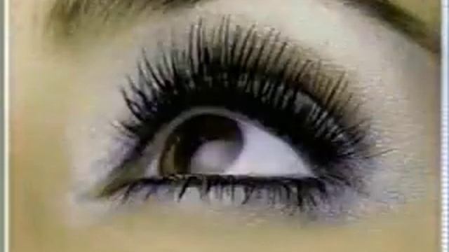 Maybelline Volum' Express Turbo Boost (2004, 30s)