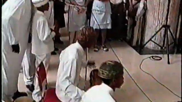 Incredible Bata Drumming and Dancing - Havana, Cuba смотреть онлайн