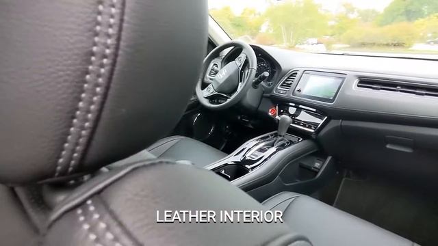2020 Honda HR-V Touring in Platinum White Pearl at Carter Honda смотреть онлайн