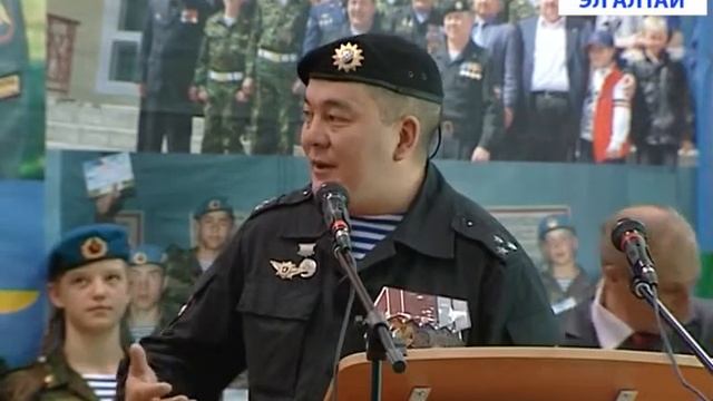 Курсанты Акташского военно-патриотического клуба "Десантник" приняли присягу смотреть онлайн