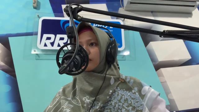 Behind The Mic 🎙- Berita Selasa 10/03/20 смотреть онлайн