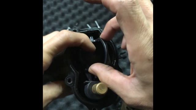 W246 B180 B200 W176 A180 A200 Benz A B Class  節溫器拆解