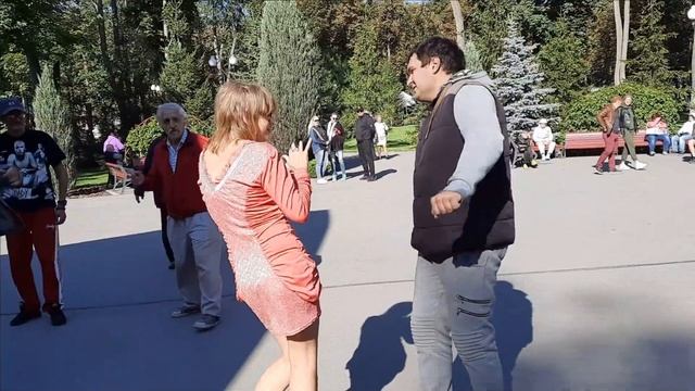 ДАВАЙ УБЕЖИМ В НОЧИ ,ОТ СЧАСТЬЯ ВОЗЬМЕМ КЛЮЧИ смотреть онлайн