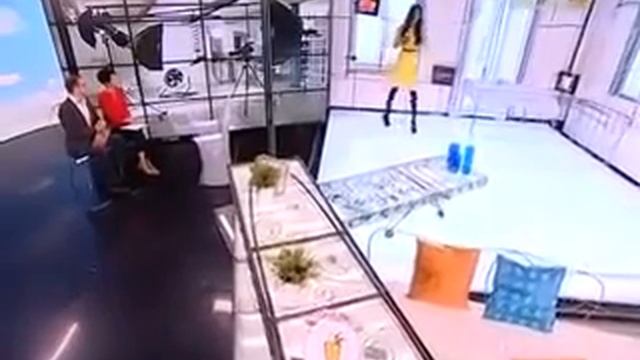 Секрет модельной походки от Юлии Сапарниязовой смотреть онлайн