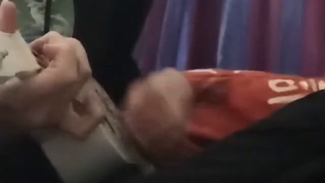 Милка и Лика пытаются петь на протяжение 76 секунд смотреть онлайн