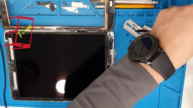 Apple iPad 6 2018 Display Scheibe Glas A1893 A1954 смотреть онлайн