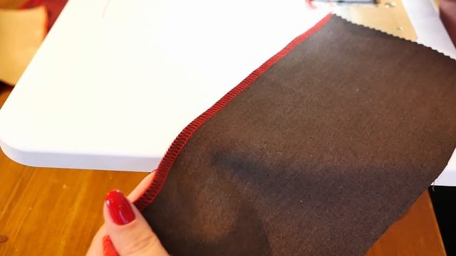 Коверлок #Bernina L890 — показываем оверлочные, плоскошовный и комбинированный швы смотреть онлайн