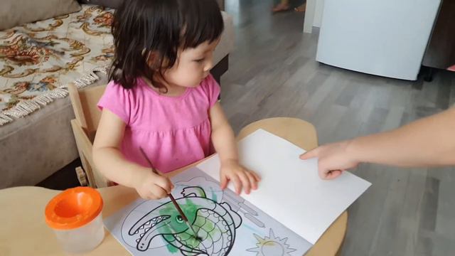 Настольные игры для развития мелкой моторики с Айзой. Монтессори смотреть онлайн