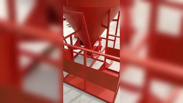 Видео Бадья 1м3 Низкая с люлькой смотреть онлайн