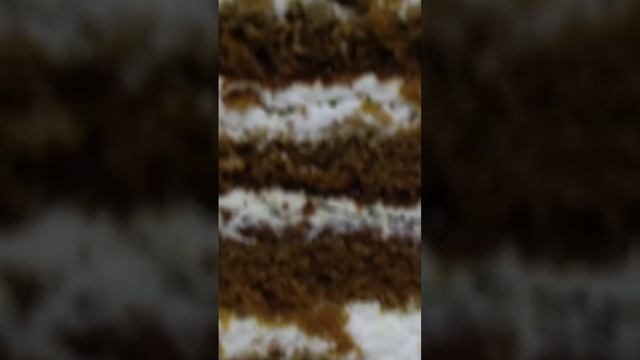 Очень нежный медовый #простойрецепт #выпечка #нежныйторт #пирог #таетворту #вкусно #cake #медовик смотреть онлайн