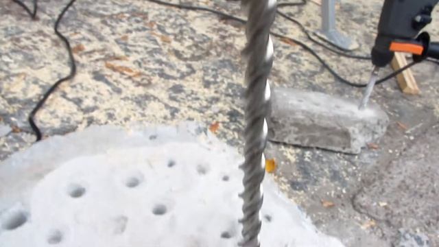 Обзор трехрежимного перфоратора SDS - PLUS (SDS-PLUS COMBI HAMMER) АEG PN 3500 смотреть онлайн