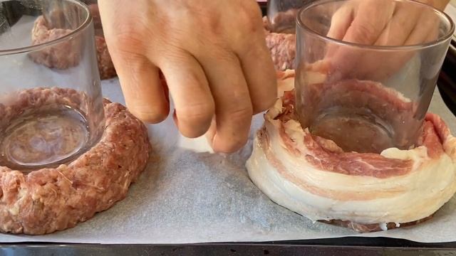 Вкуснота из Фарша "МЕДАЛЬОНЫ", Котлеты Больше Не Готовлю! смотреть онлайн