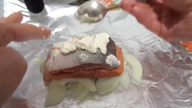 Горбуша запеченная в аэрогриле GFGRIL GFA-2600. смотреть онлайн