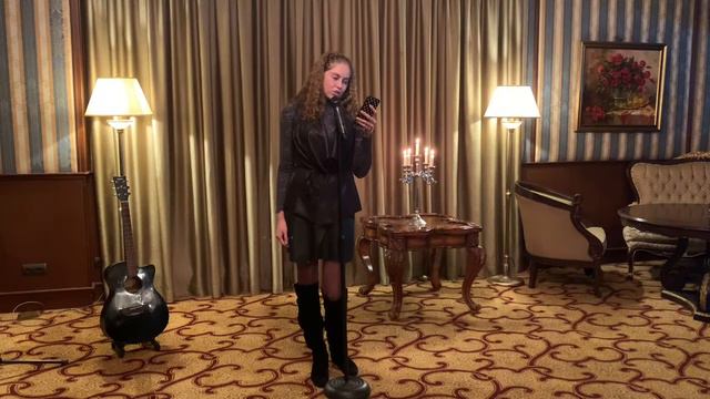 Изабелла Бабакова - Стихийный Микрофон в Art Hall 17.10. смотреть онлайн