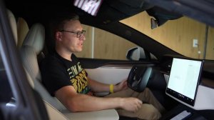 Tesla Model S Plaid - Штурвал и 2 секунды до сотни! Плюсы и минусы!