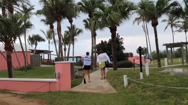 BERMUDA TRAVEL VLOG 2022: sightseeing/exploring the island, Pompano Beach Club & yummy food! смотреть онлайн