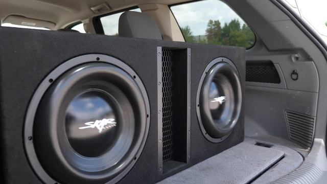 Skar Audio 5,000 Watt EVL-2X12D4 Dual 12-inch Loaded Subwoofer Enclosure Demo!! смотреть онлайн