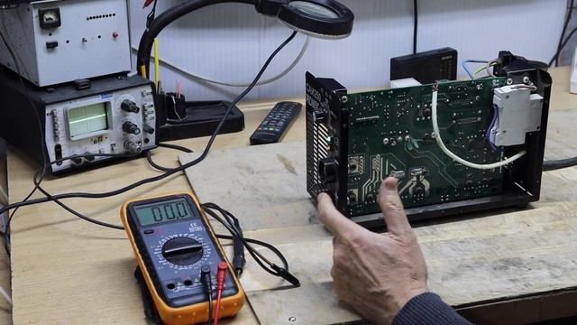 Ремонт сварочного инвертора Ресанта САИ 250: горит перегрузка, нет сварочного напряжения смотреть онлайн