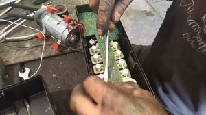 Компрессор центрального замка Mercedes w220