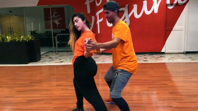 Piso 21 & Black Eyed Peas - Mami // Choreo by Salo Salazar y Pipe Arango смотреть онлайн