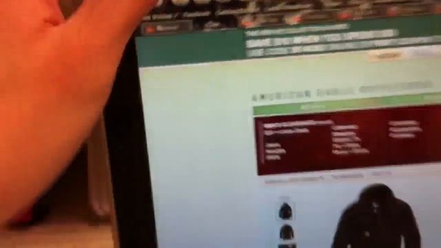 How To Remove Incase / Speck Hardshell Case OFF your Macbook смотреть онлайн