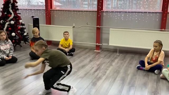 Арина Радченко vs Анна Родина / kids pro / new year home battle 2021-2022 смотреть онлайн