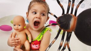 Bad KIds & GIANT SPIDER! Johny Johny Yes Papa Song Nursery Rhymes for Children Funny Video for kids