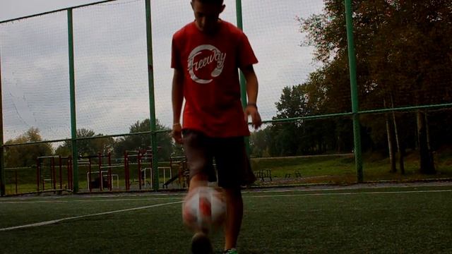 ОБУЧЕНИЕ ФУТБОЛЬНОМУ ФРИСТАЙЛУ // ТРЮК ATW(АТВ) // ТРЮК ВОКРУГ СВЕТА // Фристайл с нуля#9