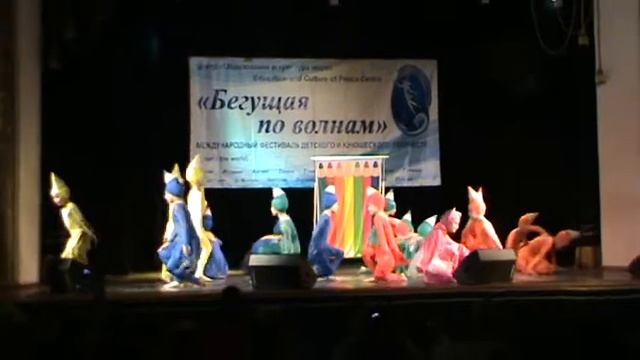 Коробка с карандашами смотреть онлайн