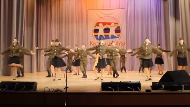 Солдатский перепляс. Фестиваль "Краски Радуги" г. Тверь . Наше выступление :) смотреть онлайн