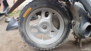 Замена тормозных колодок на скутере Honda Dio