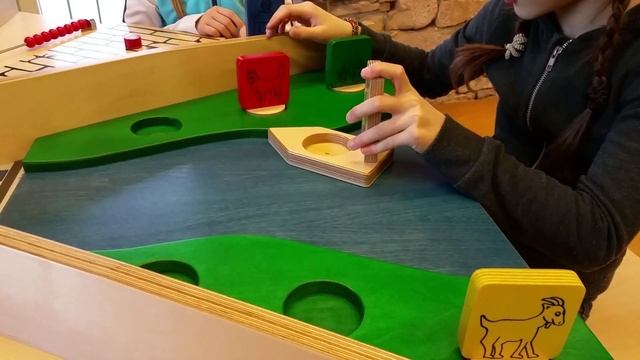 ◉ Волк, коза и капуста. Головоломка. Решение в музее математики смотреть онлайн
