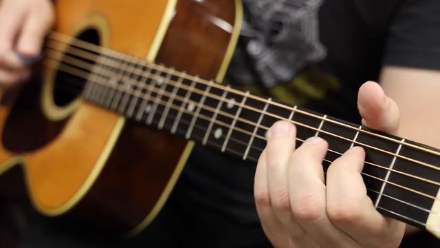 1944 Martin D-28 & 1946 Martin 000-28 | Angela Petrilli & Zach Comtois смотреть онлайн