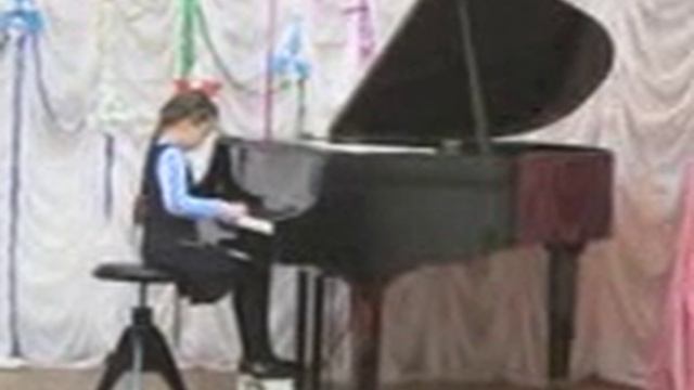 Менуэт В.Моцарт, Шутка Х.Нефе. Зачет. Синицына Настя 8 лет, 2 класс смотреть онлайн