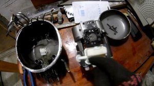 Что внутри компрессора холодильника! Устройство и принцип работы.