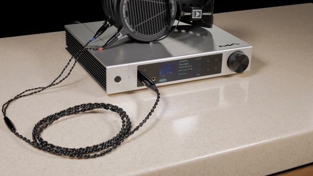 Обманчивая внешность современного аудиокомпонента. Обзор сетевого проигрывателя Matrix Element M2 смотреть онлайн