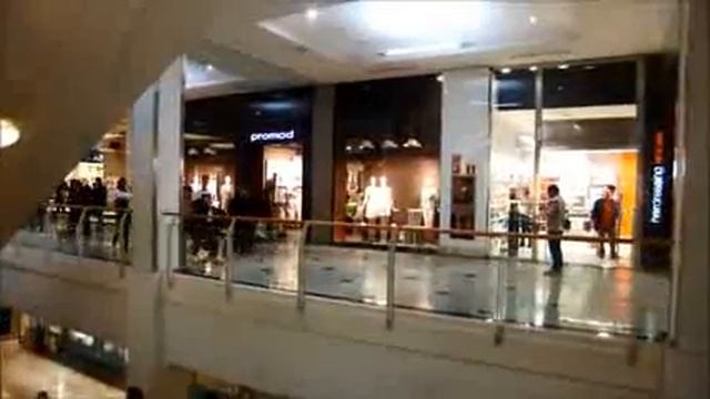 DIAGONAL MAR SHOPPING MALL   BARCELONA VIDEOGUIDE