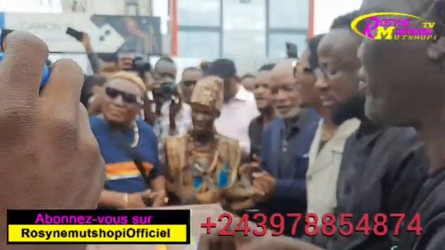 ENTERR€M€NT YA PA MOSELU VUE DE LOIN INCONSOLABLE CAMARADE NAYE BA COMÉDIEN EEEEH смотреть онлайн