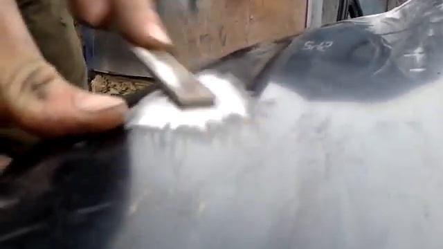 как убрать вмятину на голом металле без шпатлёвки. смотреть онлайн
