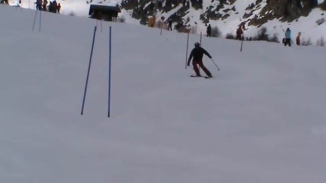 Madonna di Campiglio 2011 slalom gigant II.MPG смотреть онлайн