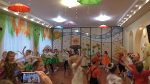 Подготовительная группа танец Праздник начинается